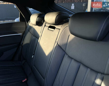 Черный Ауди E-Tron, объемом двигателя 0 л и пробегом 32 тыс. км за 47561 $, фото 31 на Automoto.ua