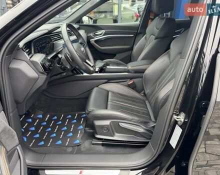 Черный Ауди E-Tron, объемом двигателя 0 л и пробегом 82 тыс. км за 39900 $, фото 20 на Automoto.ua