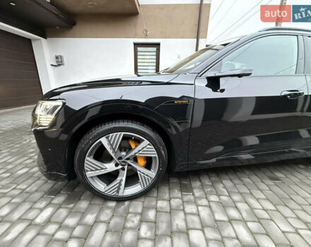 Черный Ауди E-Tron, объемом двигателя 0 л и пробегом 95 тыс. км за 38500 $, фото 55 на Automoto.ua