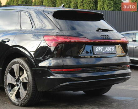 Черный Ауди E-Tron, объемом двигателя 0 л и пробегом 41 тыс. км за 38800 $, фото 8 на Automoto.ua
