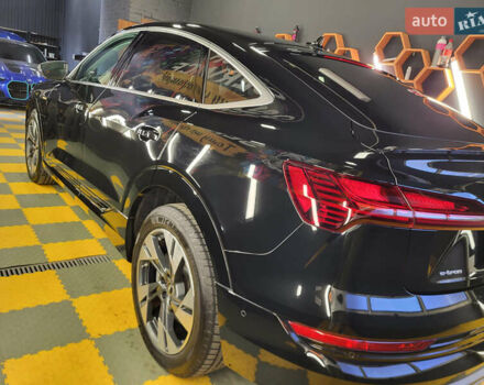 Черный Ауди E-Tron, объемом двигателя 0 л и пробегом 78 тыс. км за 40500 $, фото 3 на Automoto.ua