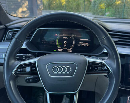 Черный Ауди E-Tron, объемом двигателя 0 л и пробегом 91 тыс. км за 36500 $, фото 27 на Automoto.ua