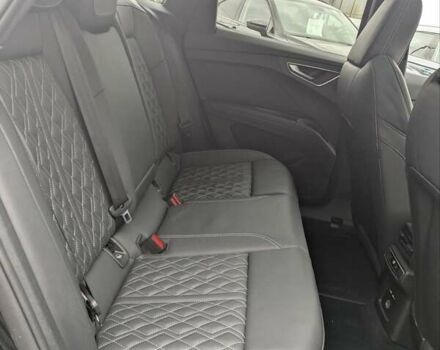 Черный Ауди E-Tron, объемом двигателя 0 л и пробегом 96 тыс. км за 34800 $, фото 26 на Automoto.ua