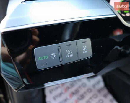 Черный Ауди E-Tron, объемом двигателя 0 л и пробегом 17 тыс. км за 44900 $, фото 18 на Automoto.ua