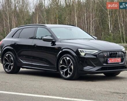 Чорний Ауді E-Tron, об'ємом двигуна 0 л та пробігом 61 тис. км за 47777 $, фото 12 на Automoto.ua