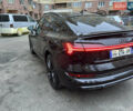Чорний Ауді E-Tron, об'ємом двигуна 0 л та пробігом 42 тис. км за 54700 $, фото 4 на Automoto.ua
