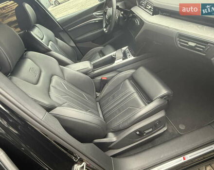 Чорний Ауді E-Tron, об'ємом двигуна 0 л та пробігом 89 тис. км за 35499 $, фото 21 на Automoto.ua