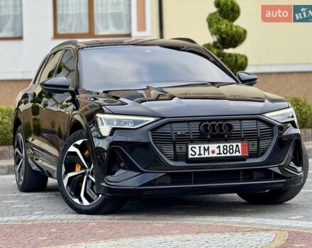Черный Ауди E-Tron, объемом двигателя 0 л и пробегом 150 тыс. км за 31950 $, фото 99 на Automoto.ua