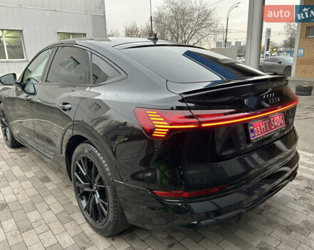 Чорний Ауді E-Tron, об'ємом двигуна 0 л та пробігом 23 тис. км за 54900 $, фото 14 на Automoto.ua