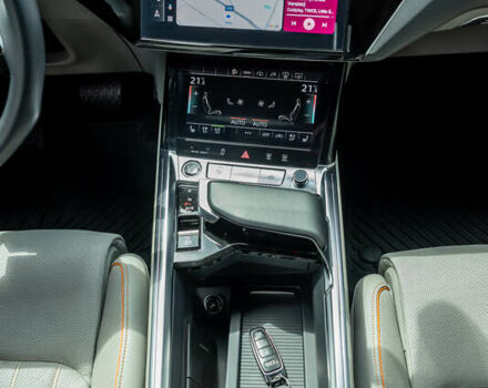 Чорний Ауді E-Tron, об'ємом двигуна 0 л та пробігом 80 тис. км за 37000 $, фото 33 на Automoto.ua
