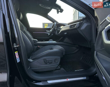 Черный Ауди E-Tron, объемом двигателя 0 л и пробегом 158 тыс. км за 31000 $, фото 58 на Automoto.ua