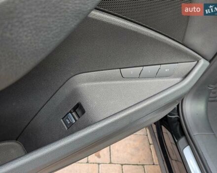 Черный Ауди E-Tron, объемом двигателя 0 л и пробегом 95 тыс. км за 29800 $, фото 25 на Automoto.ua