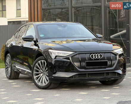 Черный Ауди E-Tron, объемом двигателя 0 л и пробегом 45 тыс. км за 30900 $, фото 1 на Automoto.ua
