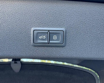 Черный Ауди E-Tron, объемом двигателя 0 л и пробегом 91 тыс. км за 36500 $, фото 36 на Automoto.ua