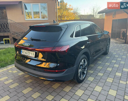 Черный Ауди E-Tron, объемом двигателя 0 л и пробегом 129 тыс. км за 27499 $, фото 4 на Automoto.ua