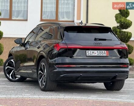 Черный Ауди E-Tron, объемом двигателя 0 л и пробегом 150 тыс. км за 31950 $, фото 8 на Automoto.ua