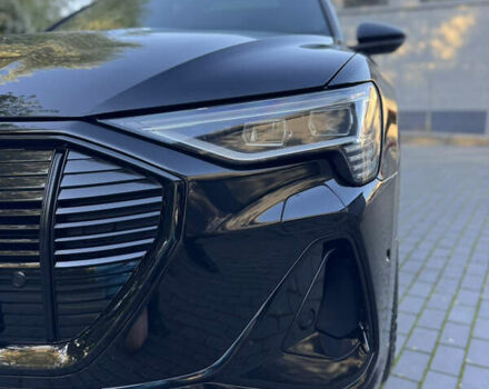 Черный Ауди E-Tron, объемом двигателя 0 л и пробегом 91 тыс. км за 36500 $, фото 6 на Automoto.ua