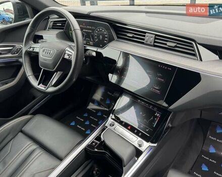 Черный Ауди E-Tron, объемом двигателя 0 л и пробегом 82 тыс. км за 39900 $, фото 43 на Automoto.ua