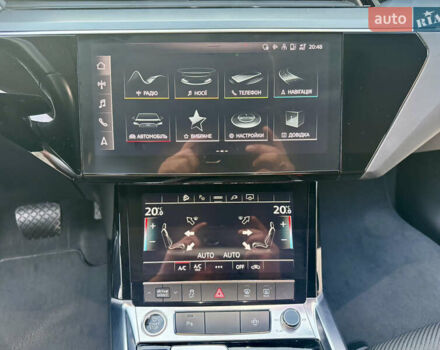 Черный Ауди E-Tron, объемом двигателя 0 л и пробегом 97 тыс. км за 30900 $, фото 65 на Automoto.ua