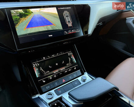 Чорний Ауді E-Tron, об'ємом двигуна 0 л та пробігом 79 тис. км за 29999 $, фото 74 на Automoto.ua