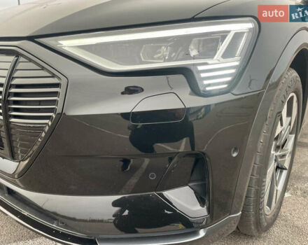 Черный Ауди E-Tron, объемом двигателя 0 л и пробегом 39 тыс. км за 39950 $, фото 25 на Automoto.ua