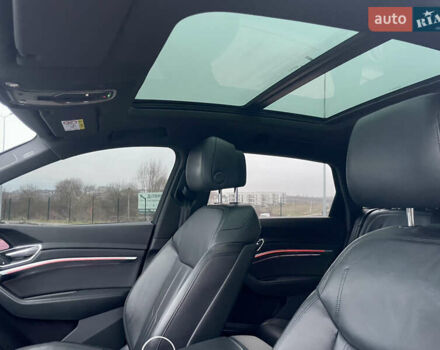 Черный Ауди E-Tron, объемом двигателя 0 л и пробегом 89 тыс. км за 39900 $, фото 62 на Automoto.ua