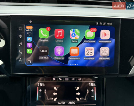 Черный Ауди E-Tron, объемом двигателя 0 л и пробегом 64 тыс. км за 31700 $, фото 54 на Automoto.ua