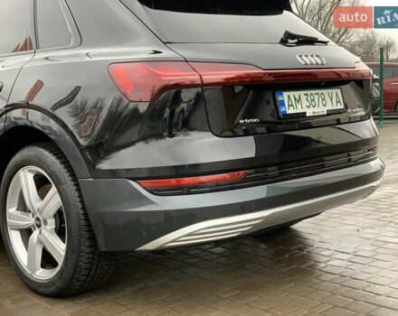 Черный Ауди E-Tron, объемом двигателя 0 л и пробегом 64 тыс. км за 35955 $, фото 21 на Automoto.ua