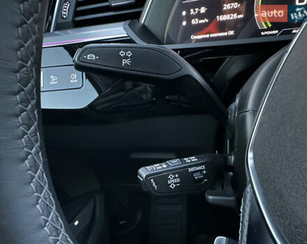 Черный Ауди E-Tron, объемом двигателя 0 л и пробегом 158 тыс. км за 31000 $, фото 70 на Automoto.ua