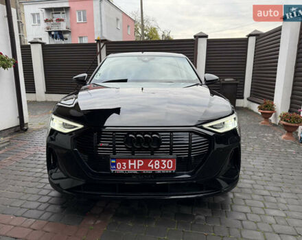 Черный Ауди E-Tron, объемом двигателя 0 л и пробегом 64 тыс. км за 31700 $, фото 5 на Automoto.ua