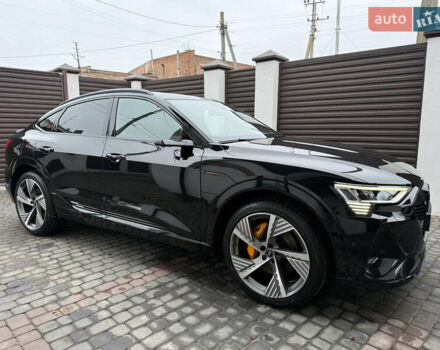 Черный Ауди E-Tron, объемом двигателя 0 л и пробегом 95 тыс. км за 38500 $, фото 1 на Automoto.ua
