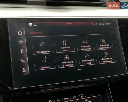 Черный Ауди E-Tron, объемом двигателя 0 л и пробегом 64 тыс. км за 35955 $, фото 70 на Automoto.ua