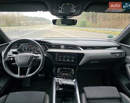 Черный Ауди E-Tron, объемом двигателя 0 л и пробегом 43 тыс. км за 45999 $, фото 85 на Automoto.ua