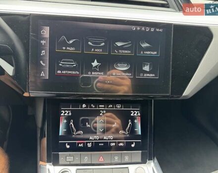 Чорний Ауді E-Tron, об'ємом двигуна 0 л та пробігом 23 тис. км за 40700 $, фото 35 на Automoto.ua