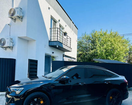 Чорний Ауді E-Tron, об'ємом двигуна 0 л та пробігом 78 тис. км за 42000 $, фото 8 на Automoto.ua