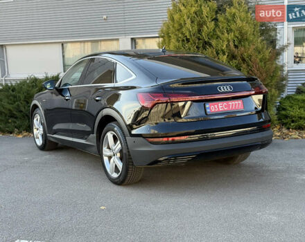 Чорний Ауді E-Tron, об'ємом двигуна 0 л та пробігом 79 тис. км за 29999 $, фото 24 на Automoto.ua