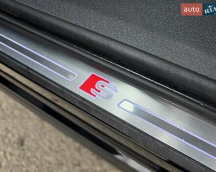 Чорний Ауді E-Tron, об'ємом двигуна 0 л та пробігом 61 тис. км за 47777 $, фото 55 на Automoto.ua