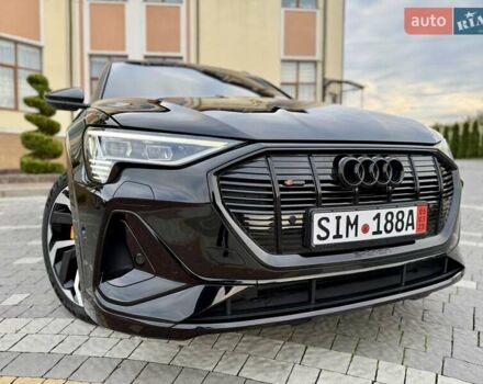 Черный Ауди E-Tron, объемом двигателя 0 л и пробегом 150 тыс. км за 31950 $, фото 96 на Automoto.ua