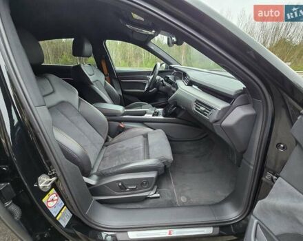 Черный Ауди E-Tron, объемом двигателя 0 л и пробегом 43 тыс. км за 45999 $, фото 76 на Automoto.ua