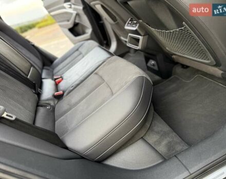 Черный Ауди E-Tron, объемом двигателя 0 л и пробегом 150 тыс. км за 31950 $, фото 75 на Automoto.ua