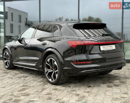 Черный Ауди E-Tron, объемом двигателя 0 л и пробегом 66 тыс. км за 44900 $, фото 2 на Automoto.ua