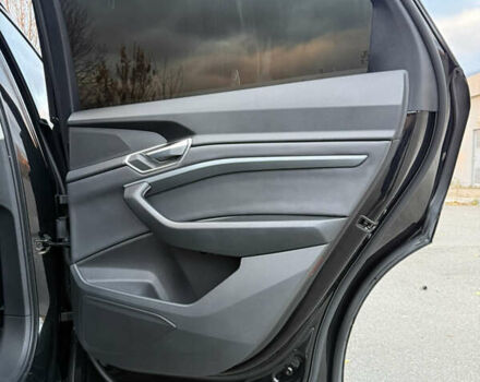 Черный Ауди E-Tron, объемом двигателя 0 л и пробегом 62 тыс. км за 36200 $, фото 29 на Automoto.ua