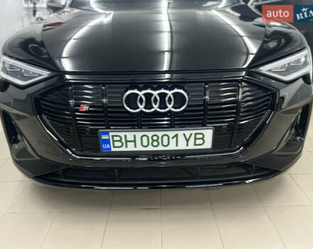 Чорний Ауді E-Tron, об'ємом двигуна 0 л та пробігом 57 тис. км за 41500 $, фото 23 на Automoto.ua