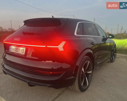 Чорний Ауді E-Tron, об'ємом двигуна 0 л та пробігом 57 тис. км за 41500 $, фото 52 на Automoto.ua