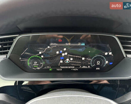 Черный Ауди E-Tron, объемом двигателя 0 л и пробегом 64 тыс. км за 31700 $, фото 45 на Automoto.ua