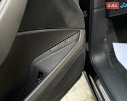 Черный Ауди E-Tron, объемом двигателя 0 л и пробегом 150 тыс. км за 31950 $, фото 48 на Automoto.ua