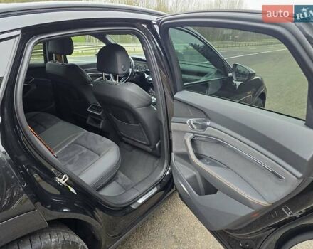 Черный Ауди E-Tron, объемом двигателя 0 л и пробегом 43 тыс. км за 45999 $, фото 67 на Automoto.ua