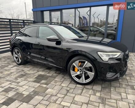 Черный Ауди E-Tron, объемом двигателя 0 л и пробегом 82 тыс. км за 39900 $, фото 5 на Automoto.ua