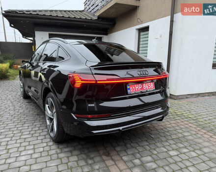 Черный Ауди E-Tron, объемом двигателя 0 л и пробегом 95 тыс. км за 38500 $, фото 50 на Automoto.ua