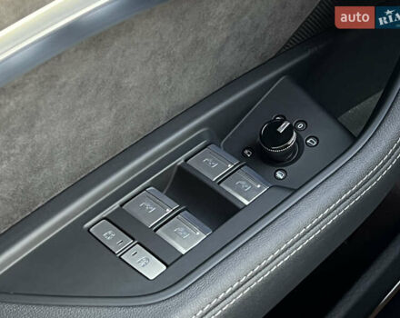 Черный Ауди E-Tron, объемом двигателя 0 л и пробегом 32 тыс. км за 47561 $, фото 59 на Automoto.ua